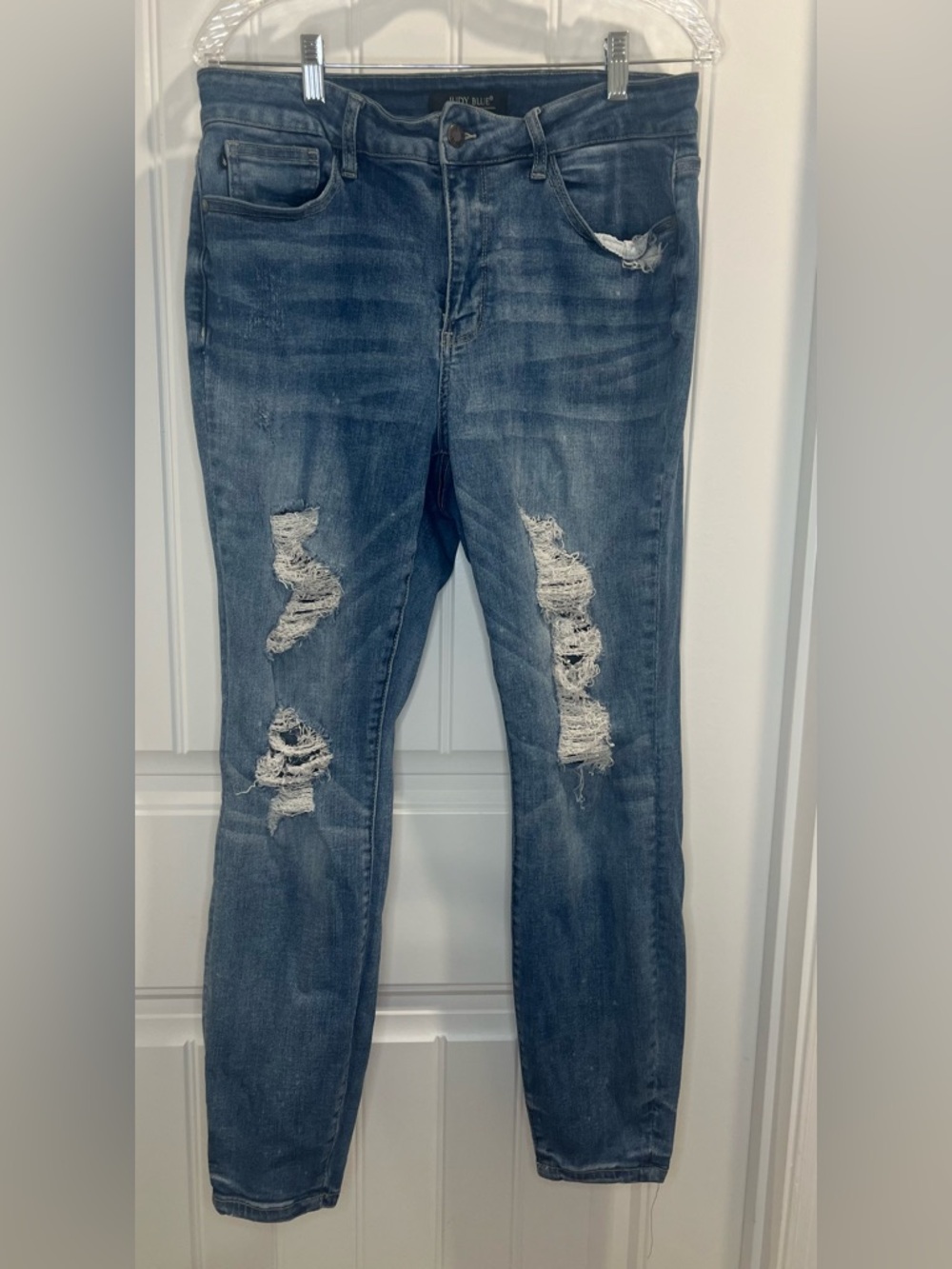 Judy Blue Medium Wash Distressed Skinny Jeans 14W